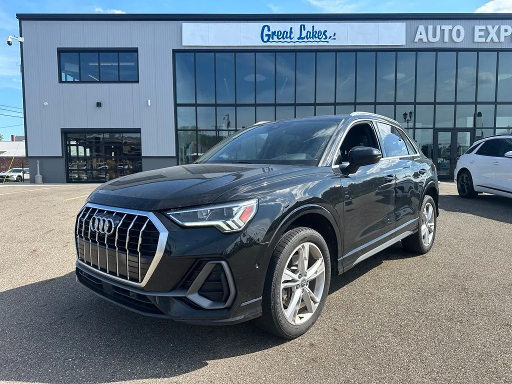 2020 Audi Q3 S line Prestige AWD photo