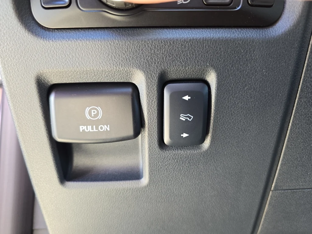 2025 Ford F-150 Lariat - Photo 15
