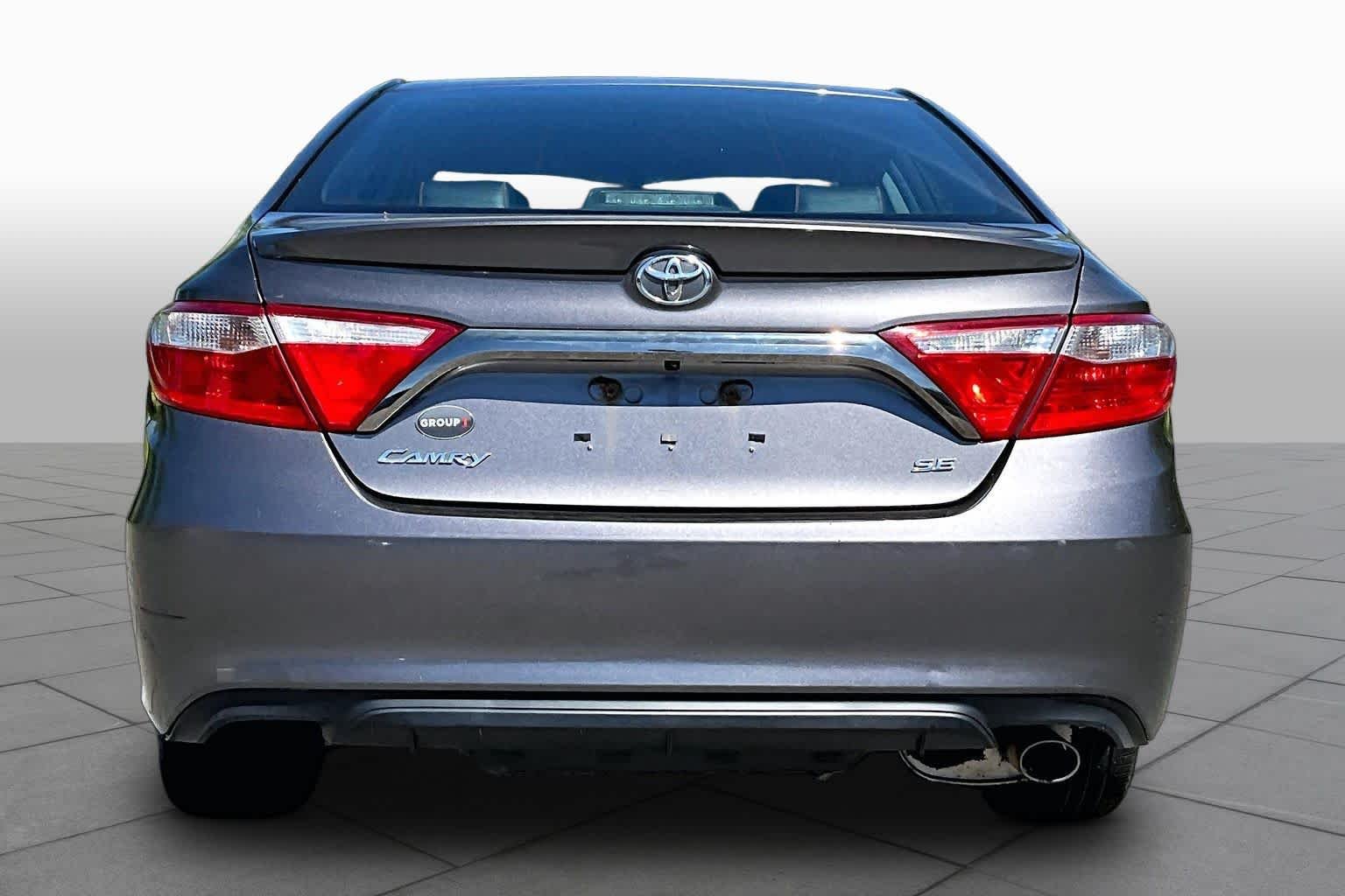 Used 2015 Predawn Gray Mica Toyota SE image 5