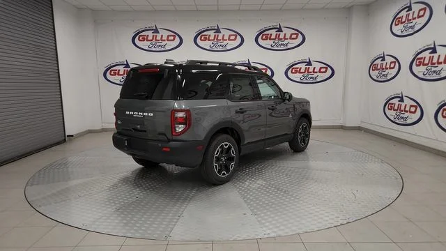 New 2026 Carbonized Gray Metallic Ford Outer Banks image 10