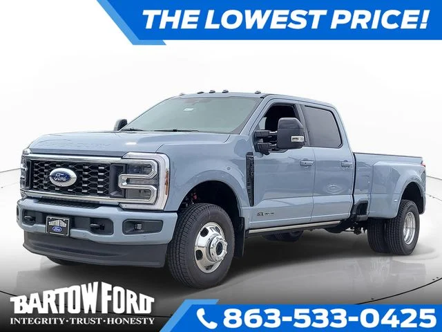New 2026 Gray Metallic Ford Platinum image 1