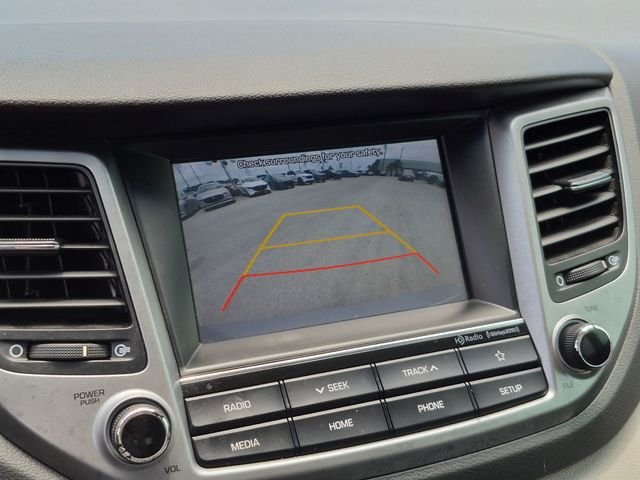 Used 2018 Molten Silver Hyundai Value image 25