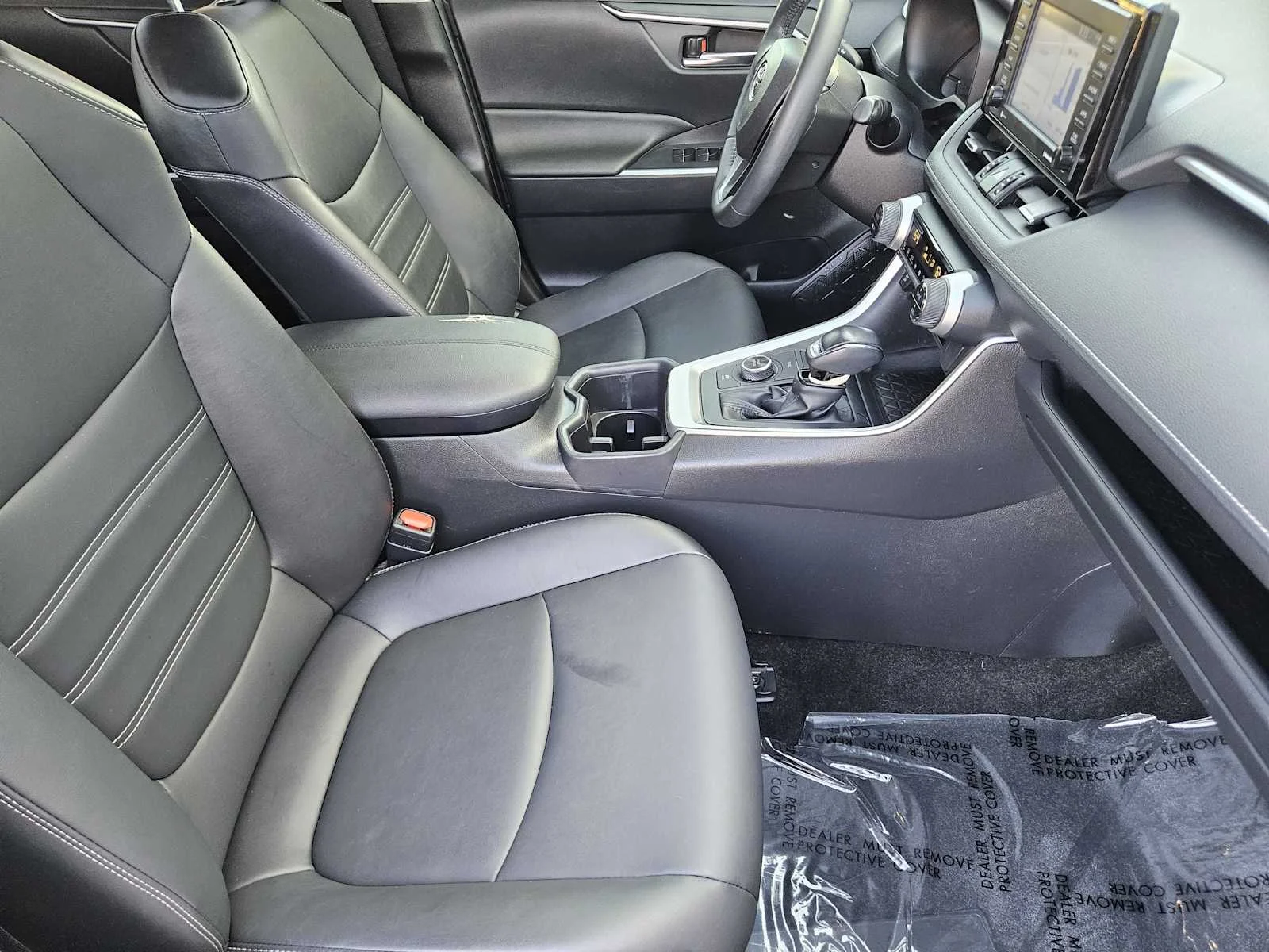 Used 2022 Magnetic Gray Metallic Toyota Hybrid XLE Premium image 9