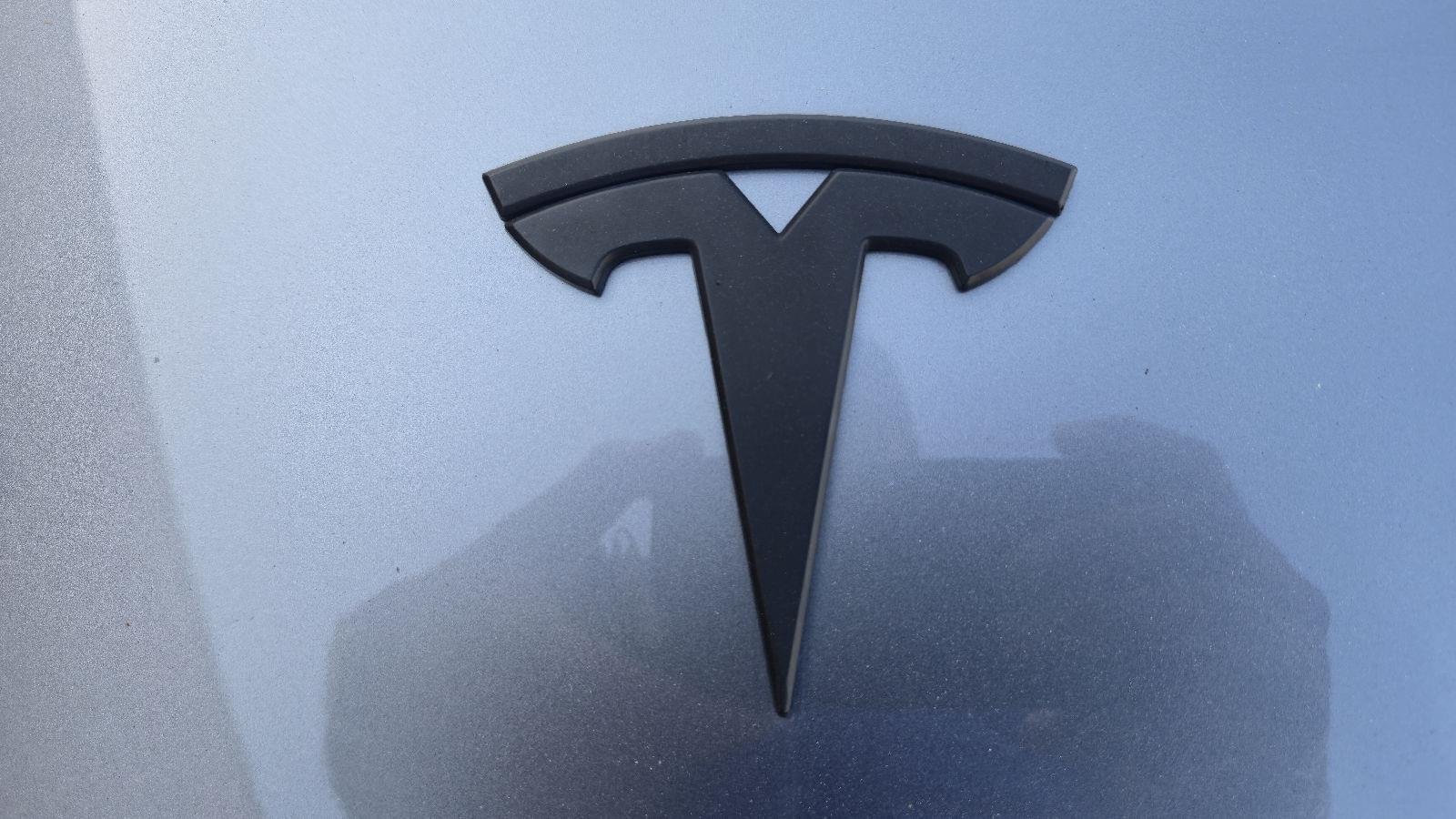 Used 2024 GRAY TESLA  image 9