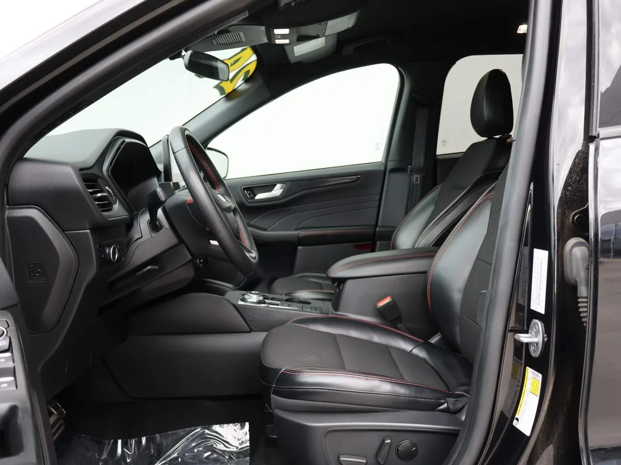 2024 Ford Escape ST-Line - Photo 9