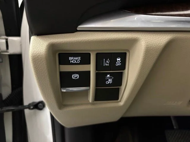 Used 2017 White Acura 3.5L image 27