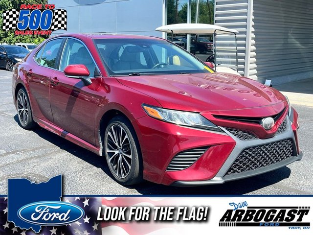 2018 Toyota Camry SE