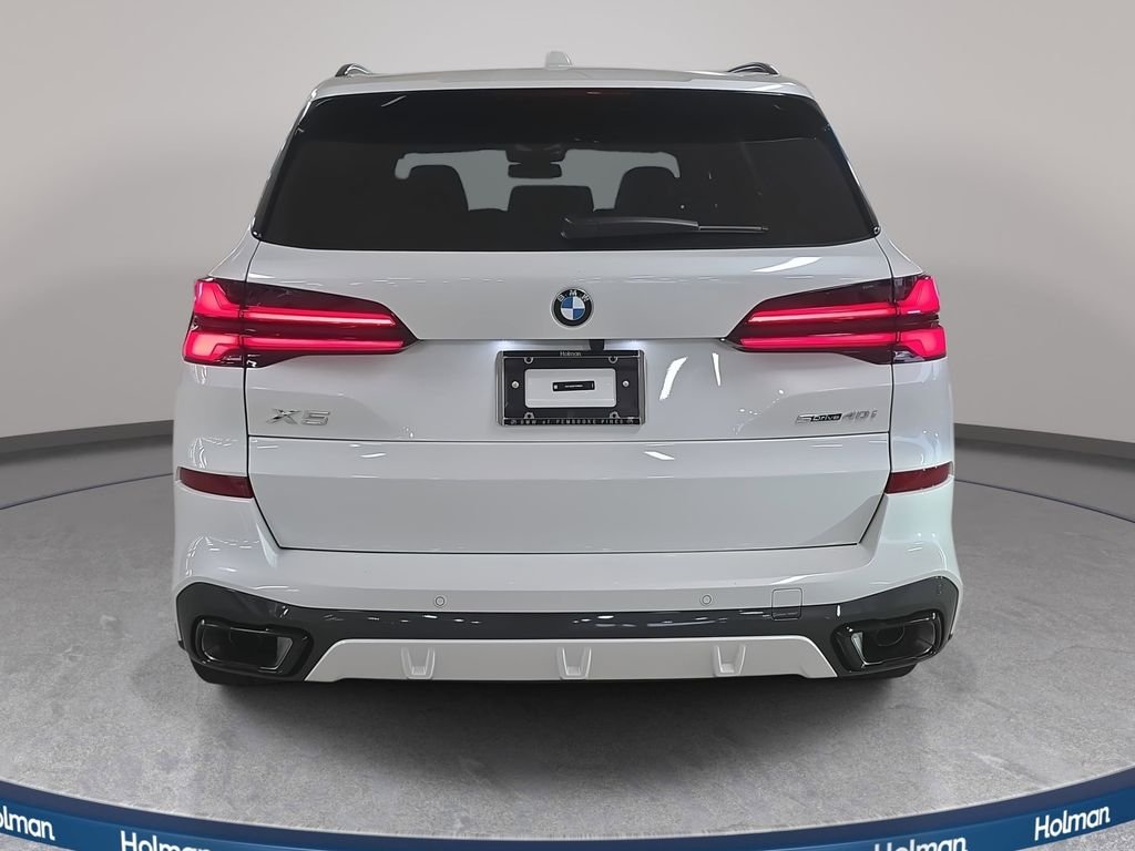 Used 2026 Mineral White Metallic BMW sDrive40i image 6