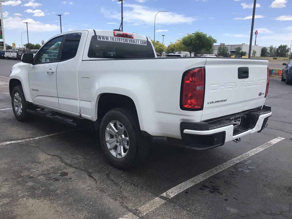 Used 2021 SUMMIT WHITE Chevrolet 2WD LT image 4