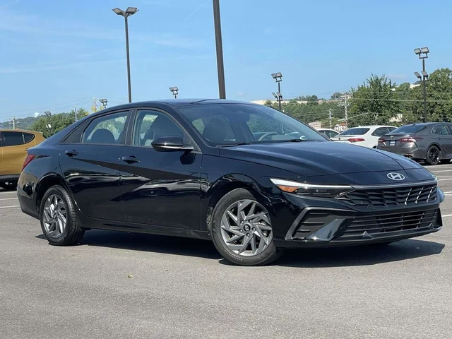2024 Hyundai Elantra SEL
