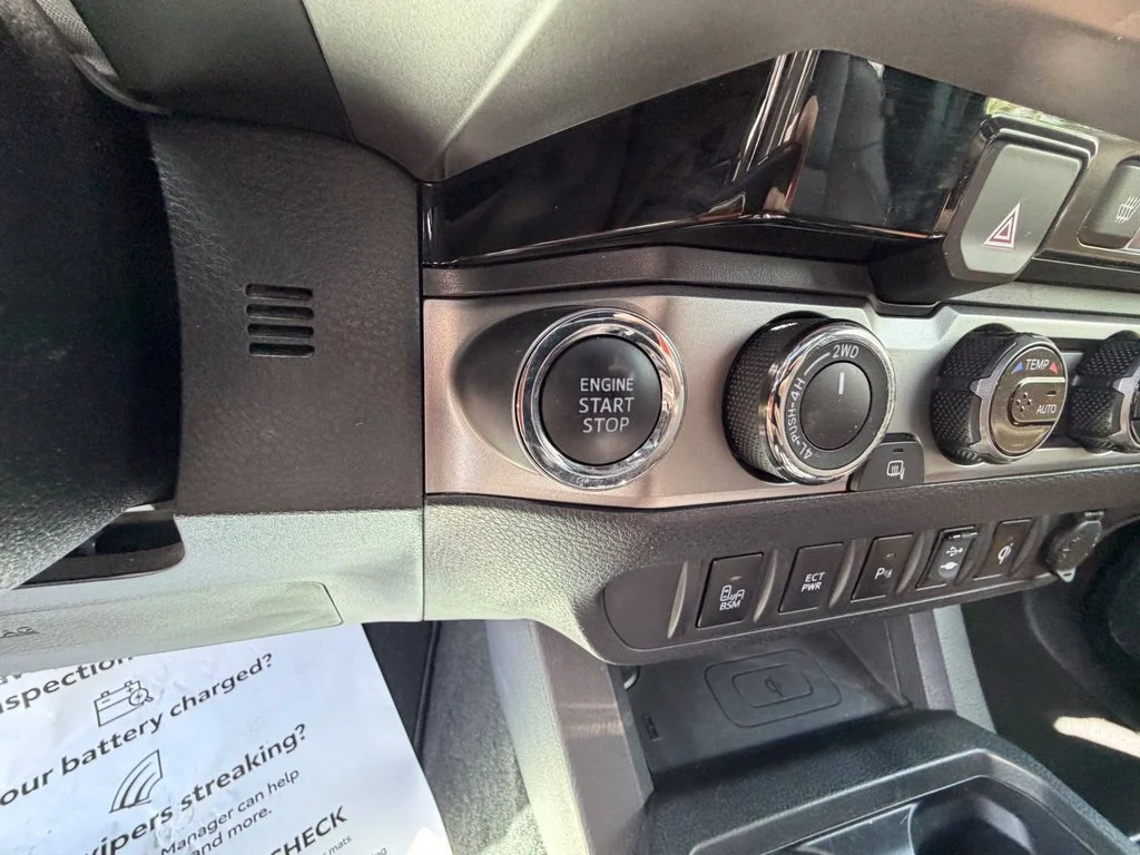 Used 2017 Black Toyota Limited image 21