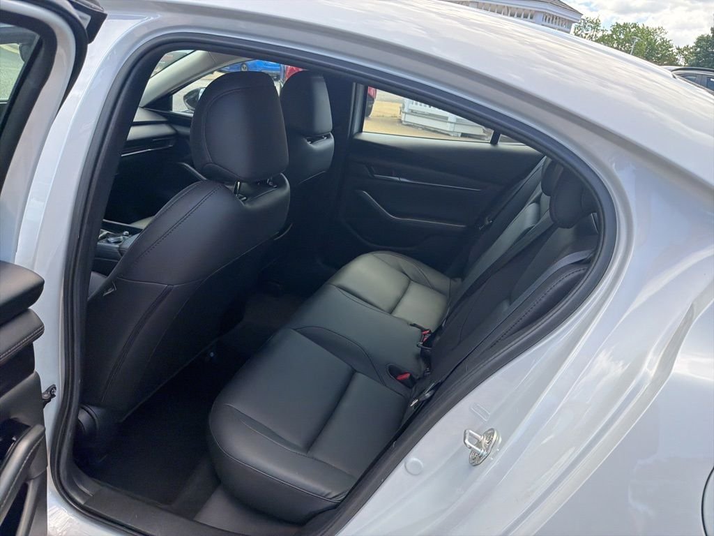 Used 2024 White Mazda 2.5 S Select Sport image 12