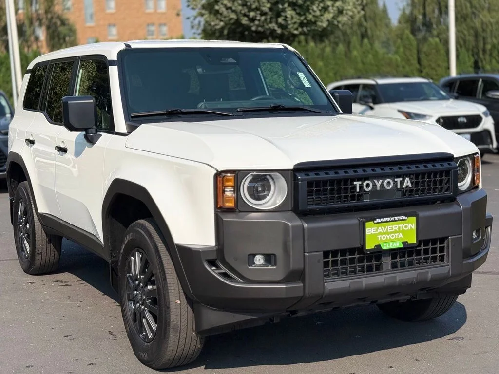 Certified Used 2025 Ice Toyota 1958 image 7