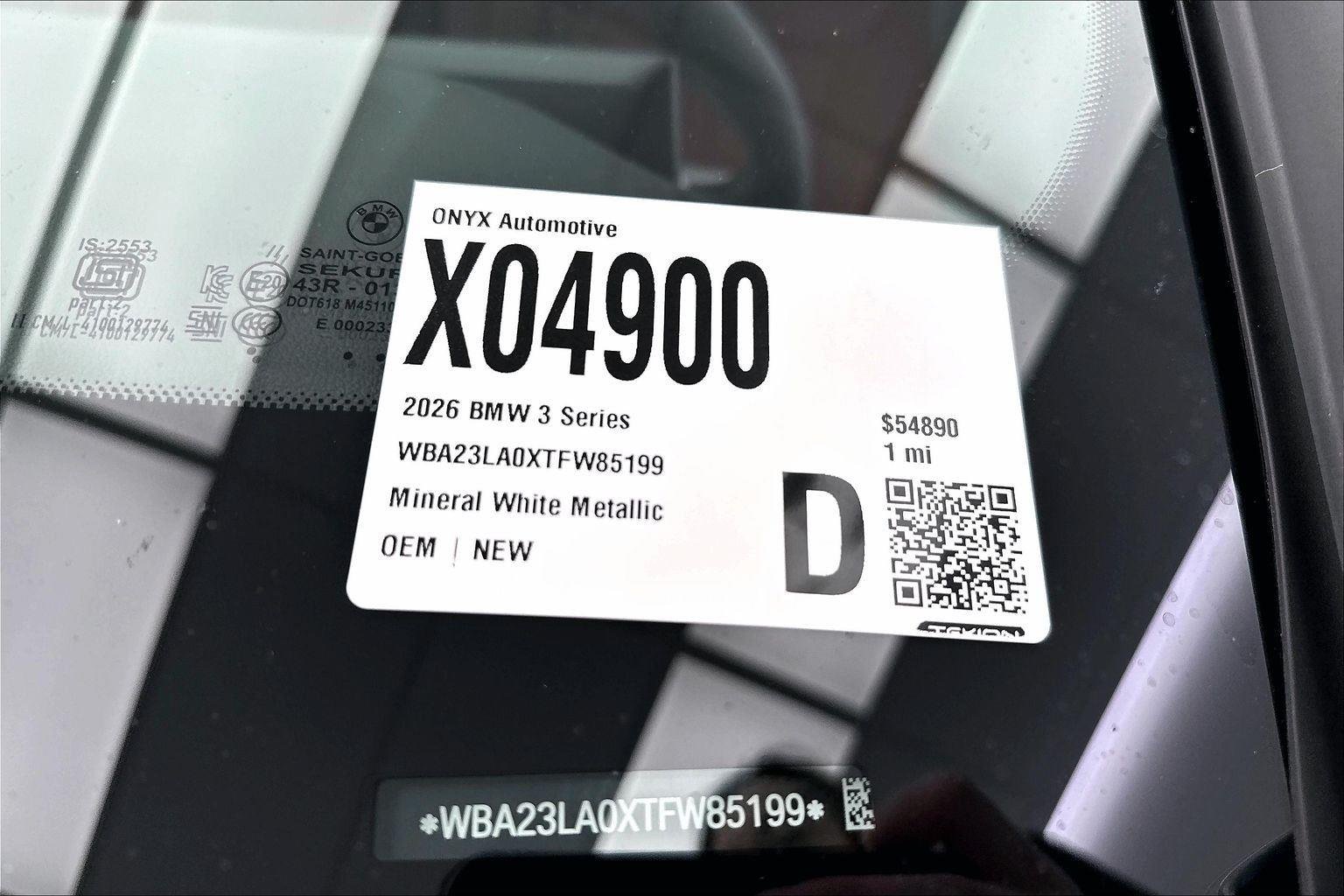 New 2026 Mineral White Metallic BMW 330i xDrive image 21