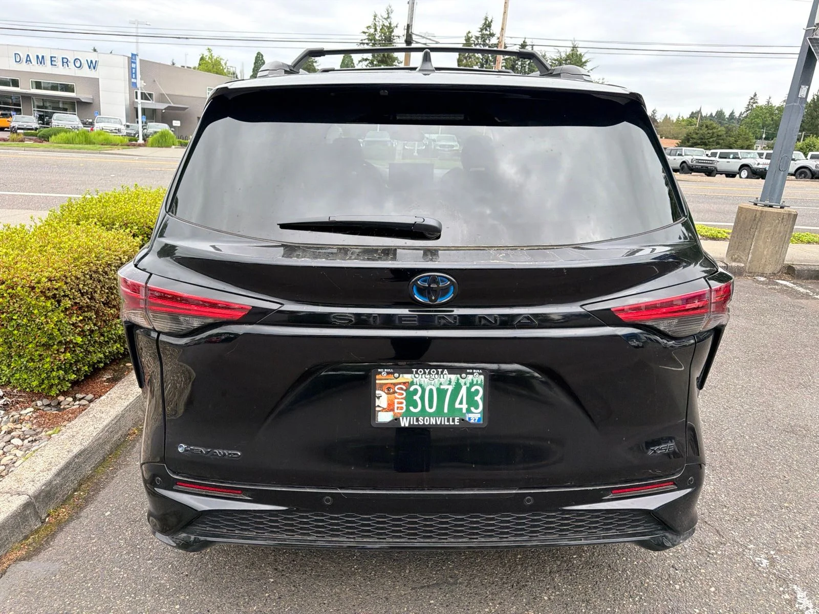 Used 2025 Midnight Black Metallic Toyota XSE 7 Passenger image 5