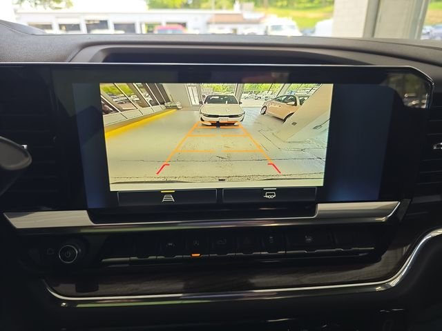 Used 2023 White Chevrolet LT image 15
