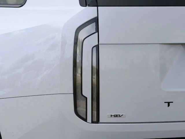 New 2027 Glacial White Pearl Kia X-Line SX image 11
