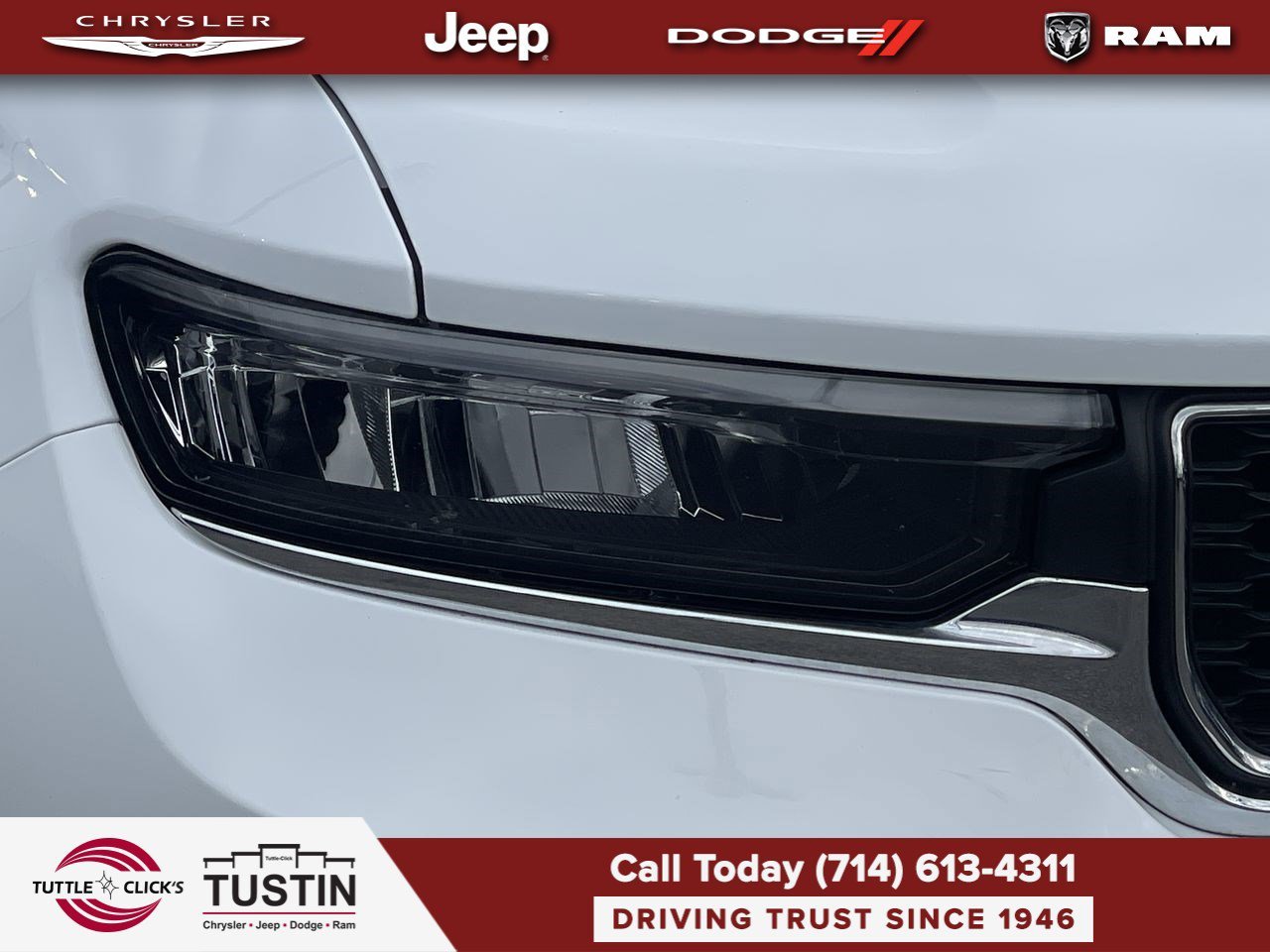 Used 2023 Bright White Clearcoat Jeep Laredo image 7