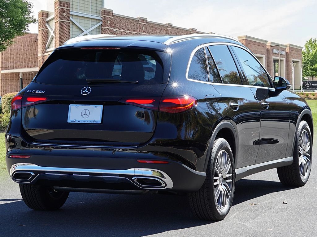 Used 2026 Black Mercedes-Benz GLC 300 image 6