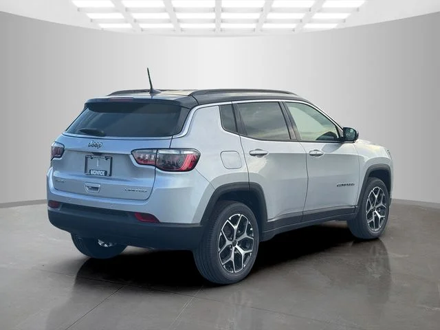 New 2026 Silver Zynith Metallic Clear-Coat Exterior Paint Jeep Limited image 7