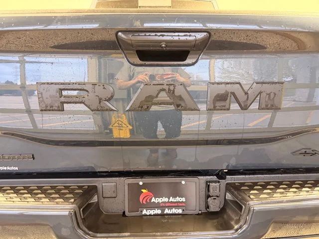 2026 RAM 2500 Big Horn - Photo 9