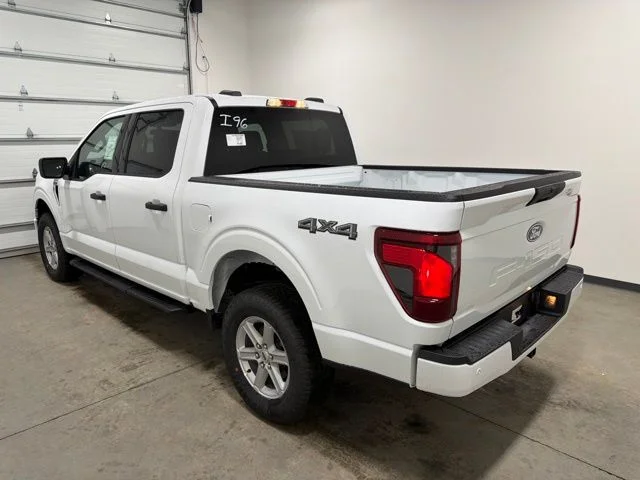 New 2026 Oxford White Ford XLT image 6