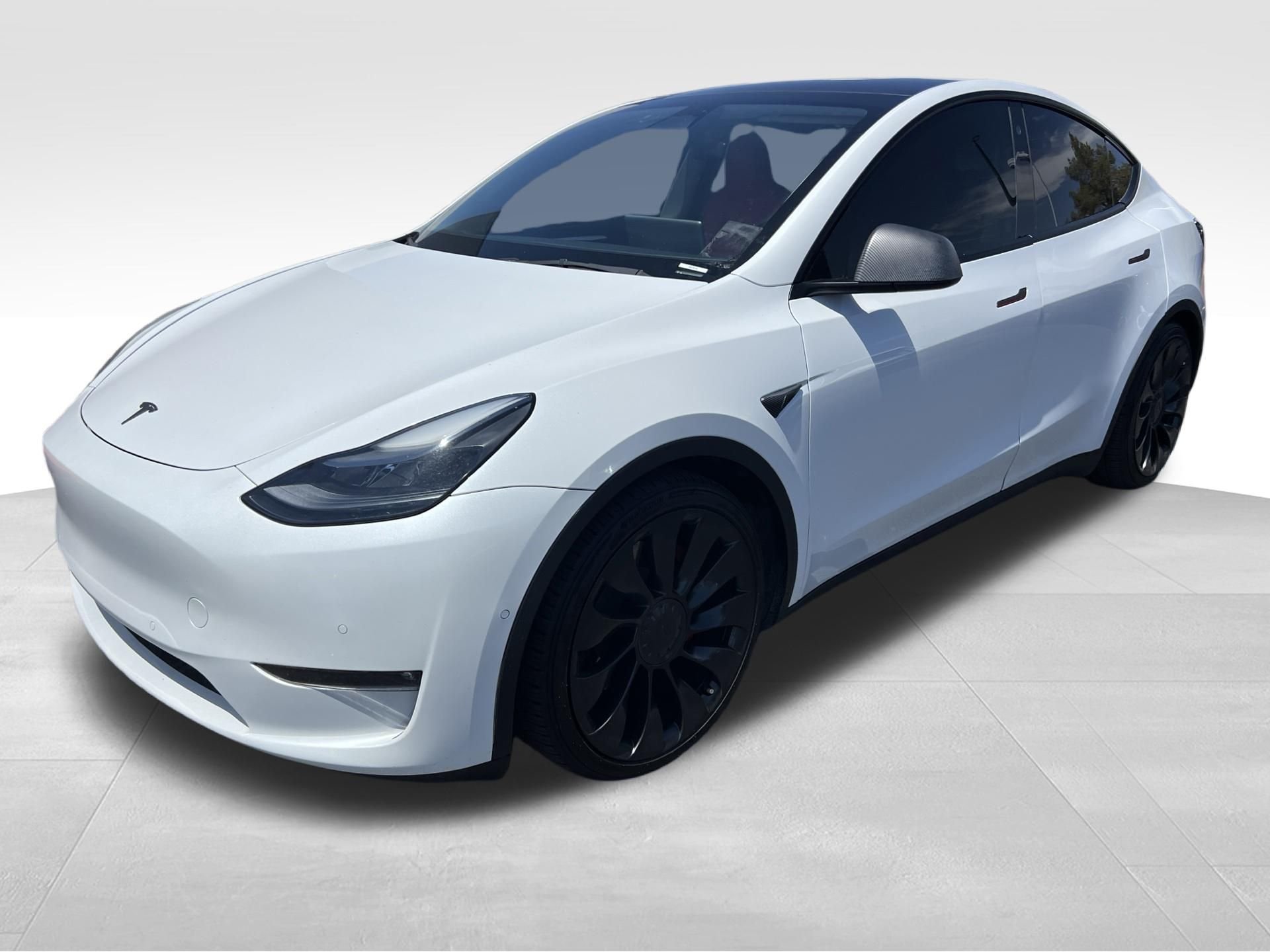 Used 2022 White Tesla Performance image 9