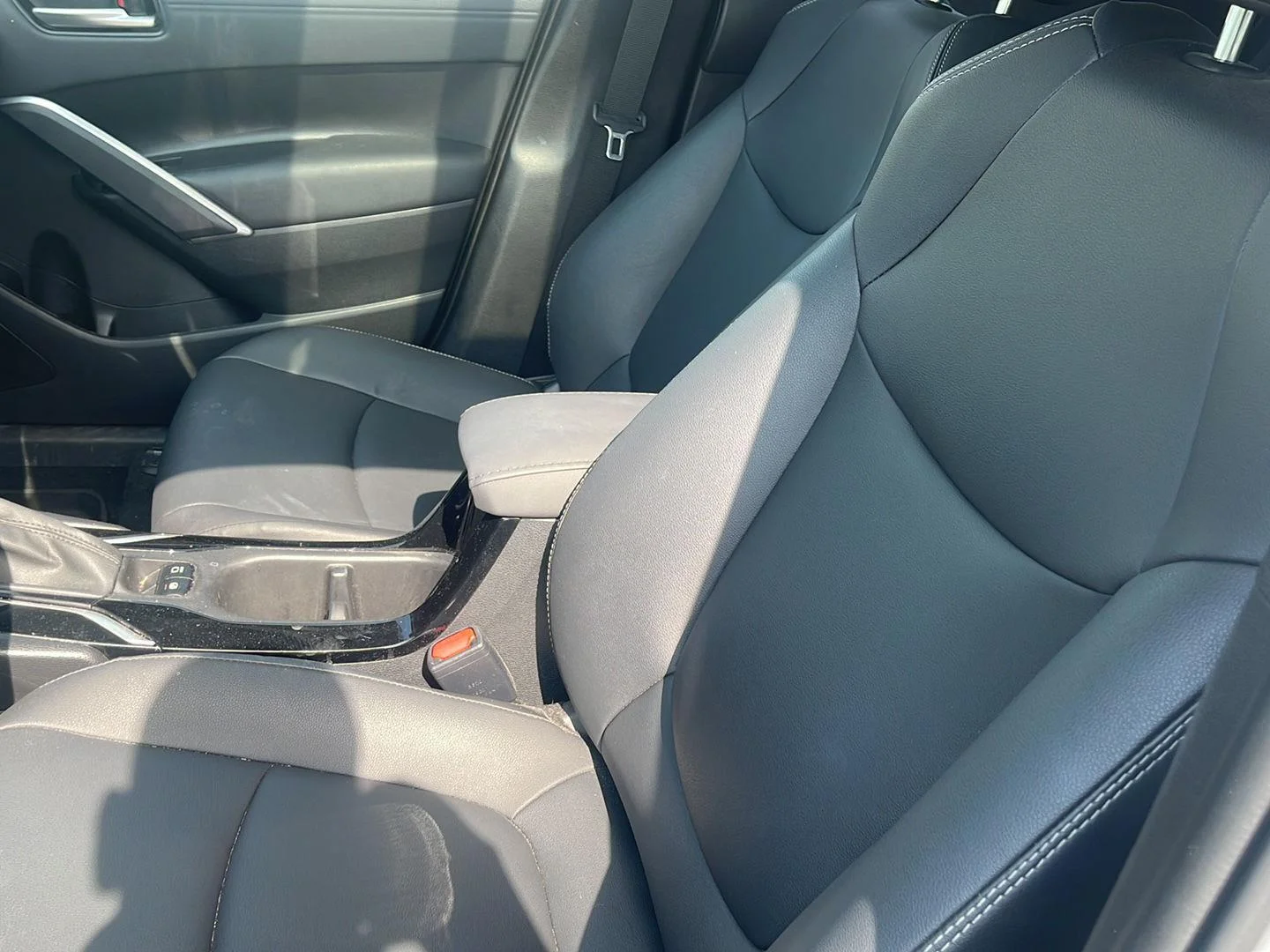 Used 2023 Sonic Silver Toyota XLE image 9