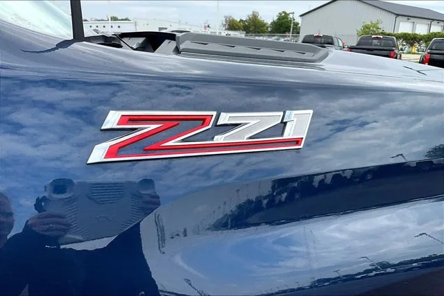 Used 2022 Blue Chevrolet LT image 24