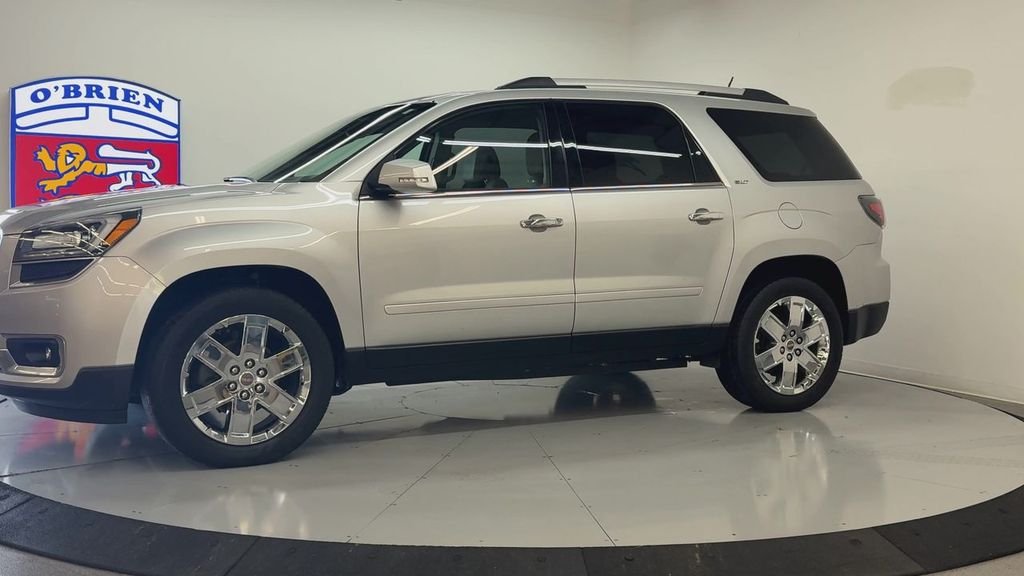 Used 2017 Quicksilver Metallic GMC Limited image 8