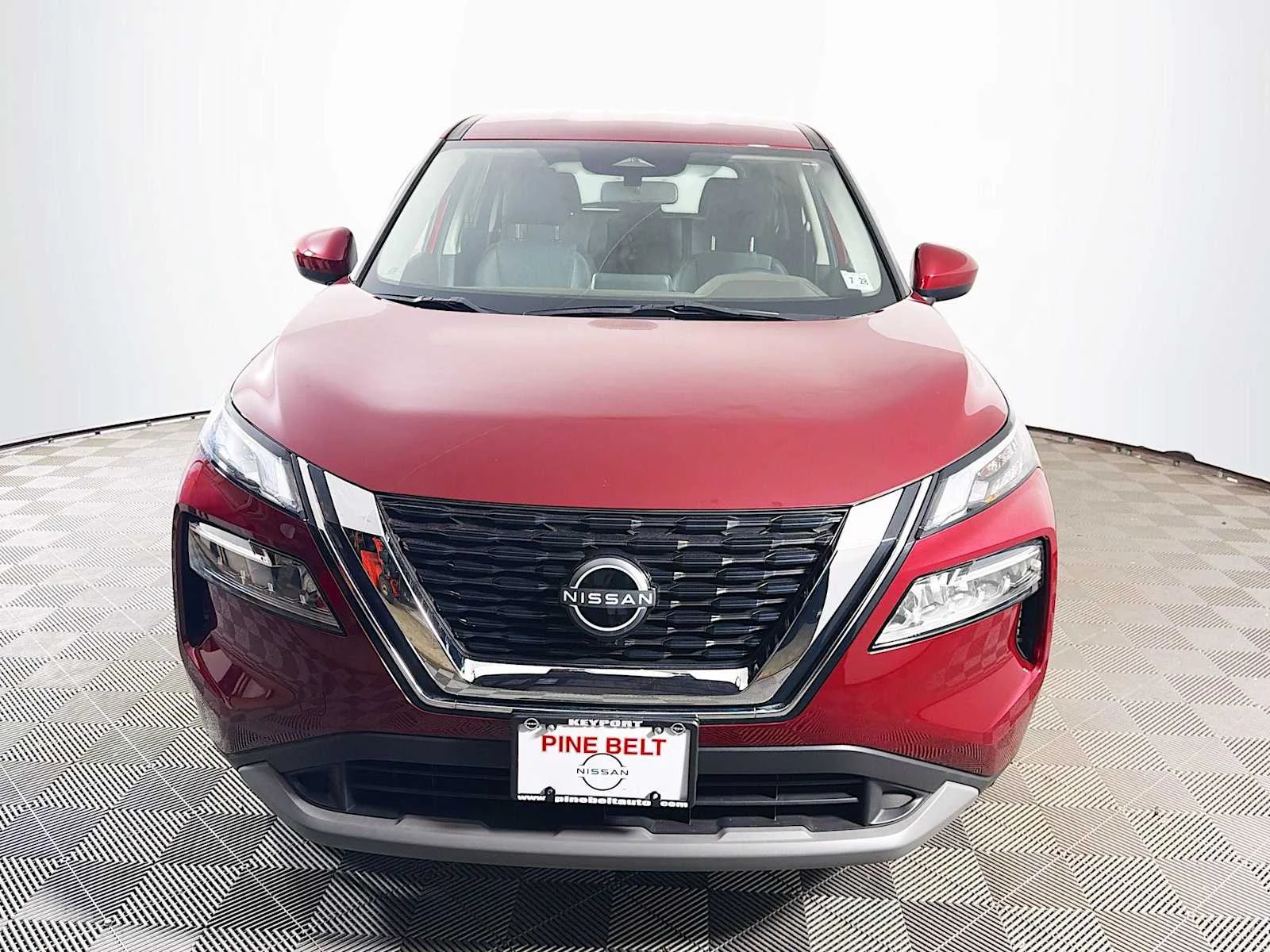 Used 2023 Scarlet Ember Tintcoat Nissan SV image 2