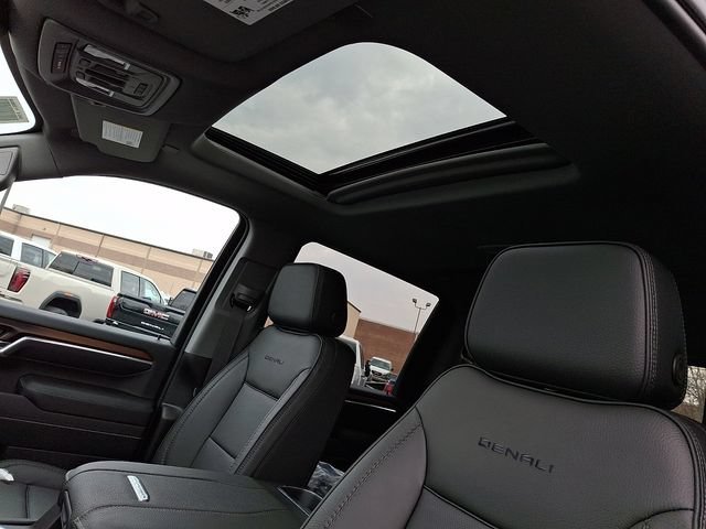 2026 GMC Sierra 3500HD Denali - Photo 13