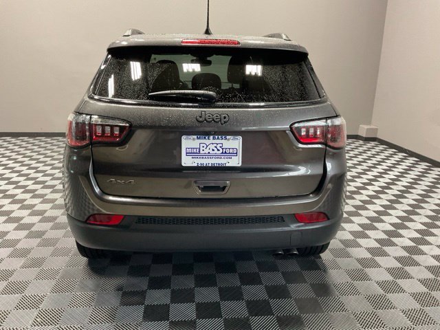 Certified Used 2021 Crystal Metallic Jeep 80th Special Edition image 11