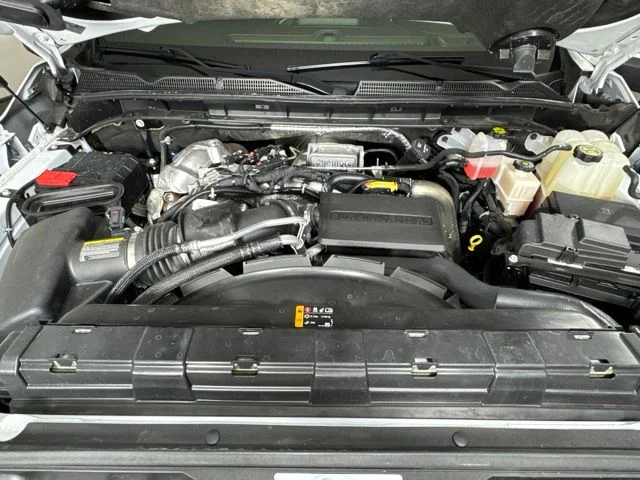Used 2023 Summit White GMC Denali image 9