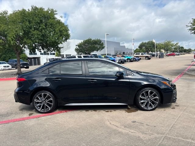 Used 2022 Black Toyota SE image 4