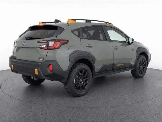 Used 2024 Green Subaru Wilderness image 5