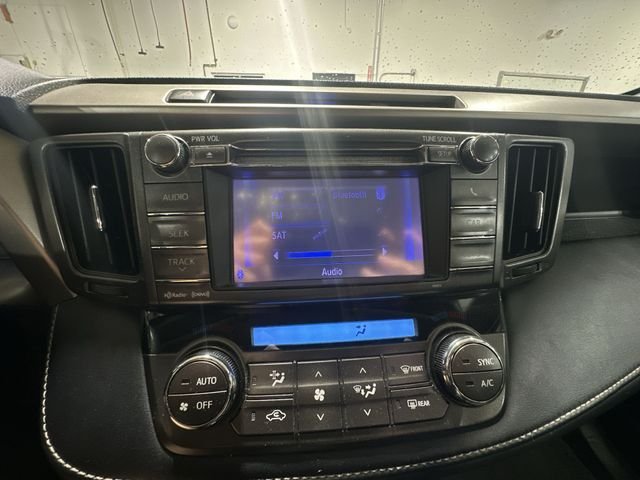 Used 2013 Gray Toyota XLE image 16