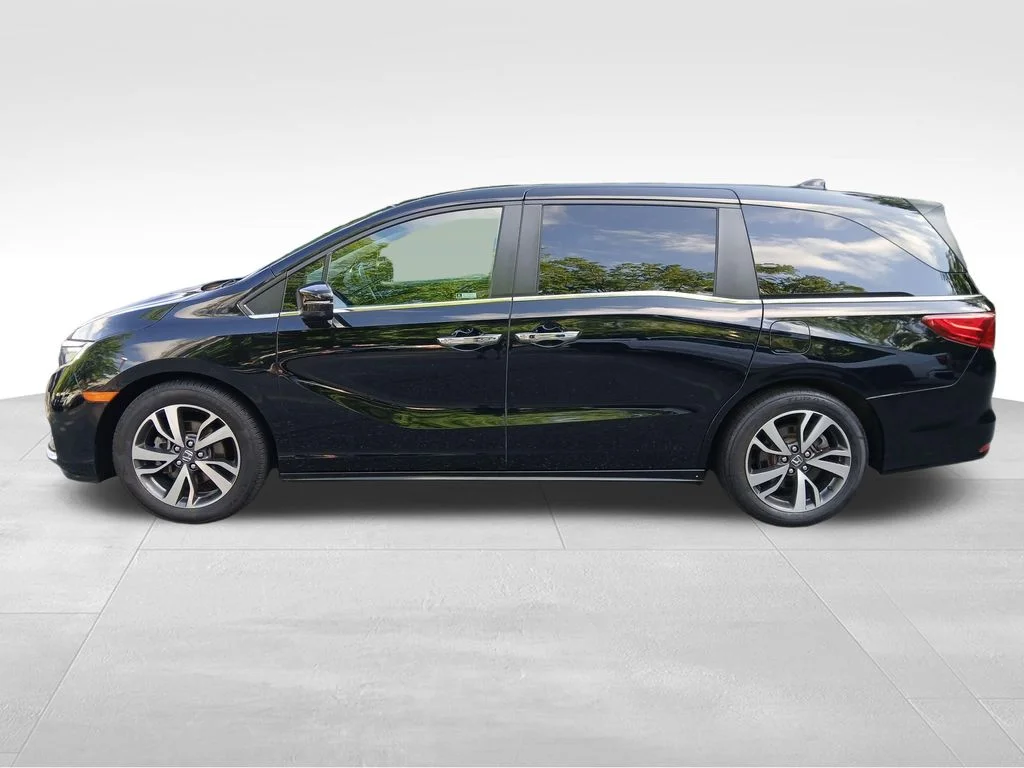 Used 2023  Honda Touring image 5