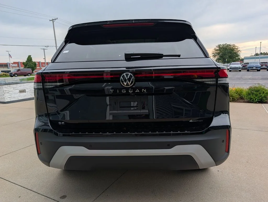 New 2026 Black Volkswagen SE image 4
