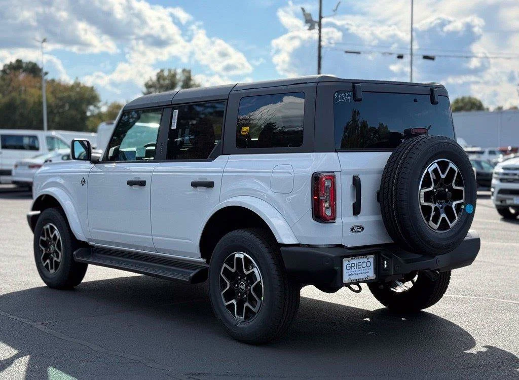 New 2026 Oxford White Ford Outer Banks® image 7