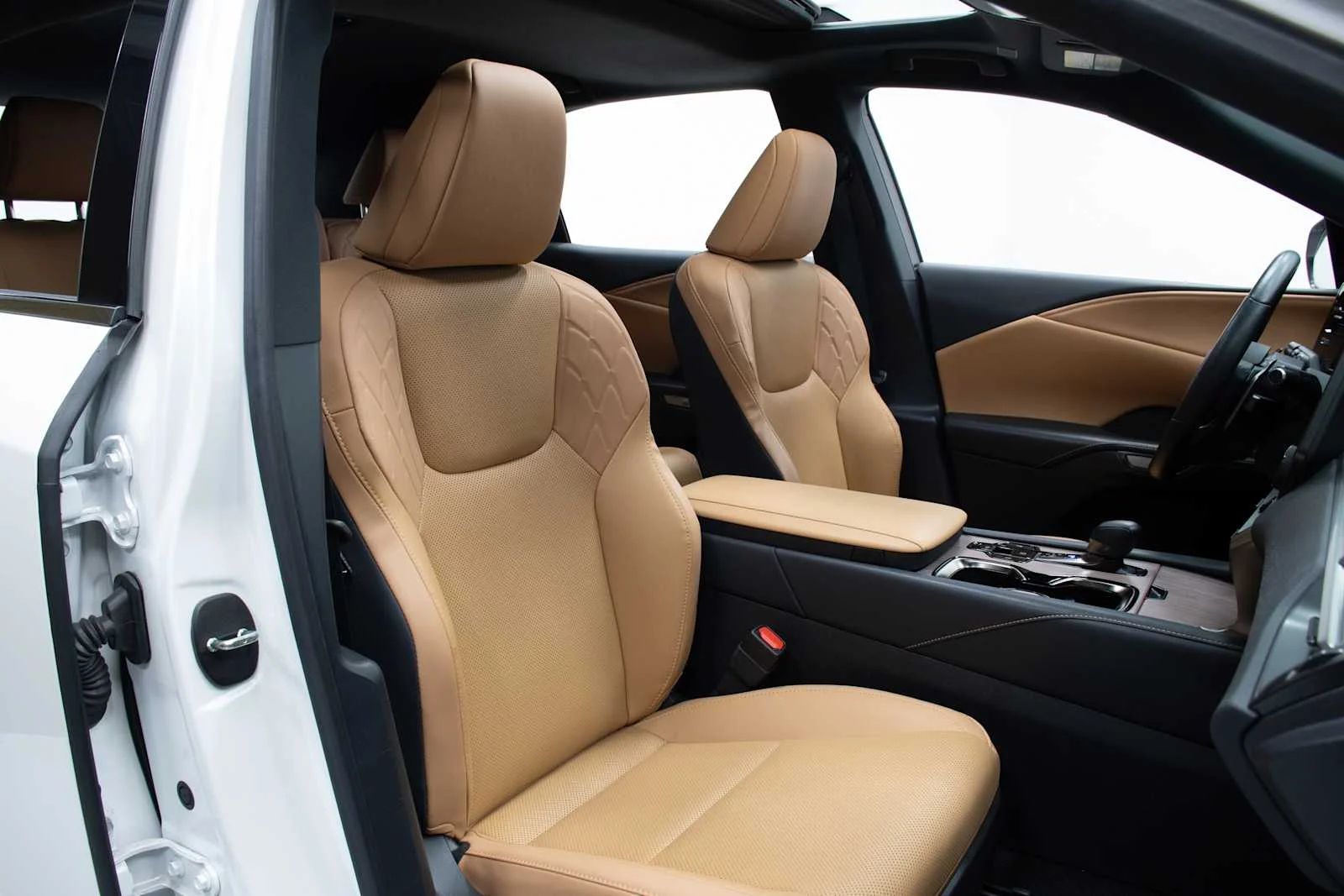 Used 2025 Eminent White Pearl Lexus Premium image 21