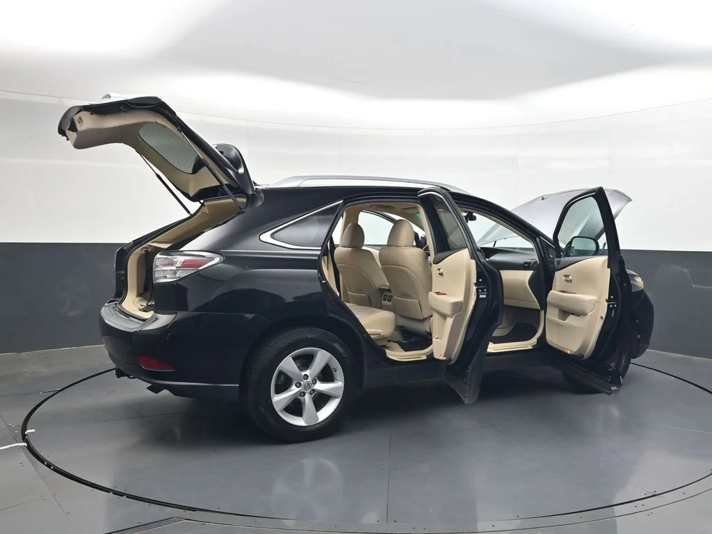 Used 2010  Lexus 350 image 35