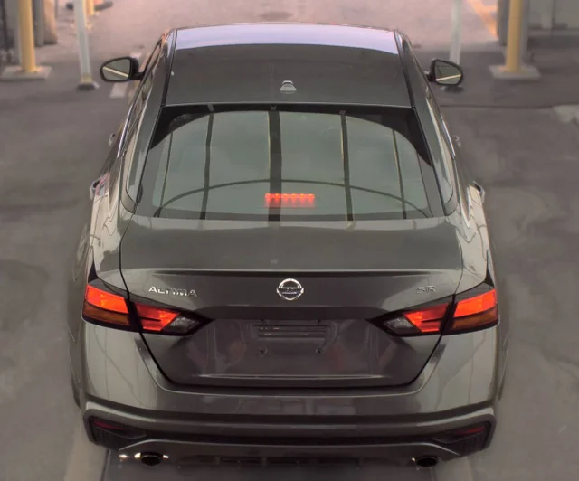 Used 2022 Gray Nissan 2.5 SR image 4