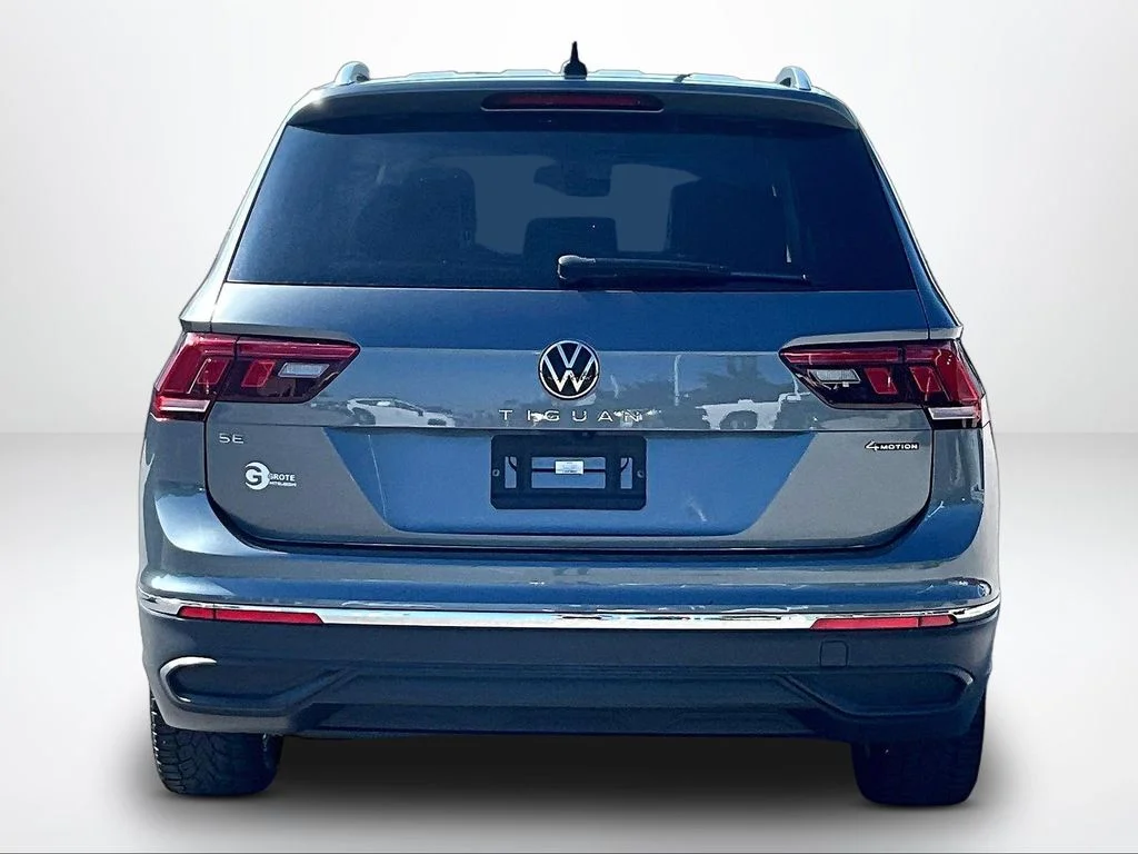 Used 2022 Gray Volkswagen 2.0T SE image 4