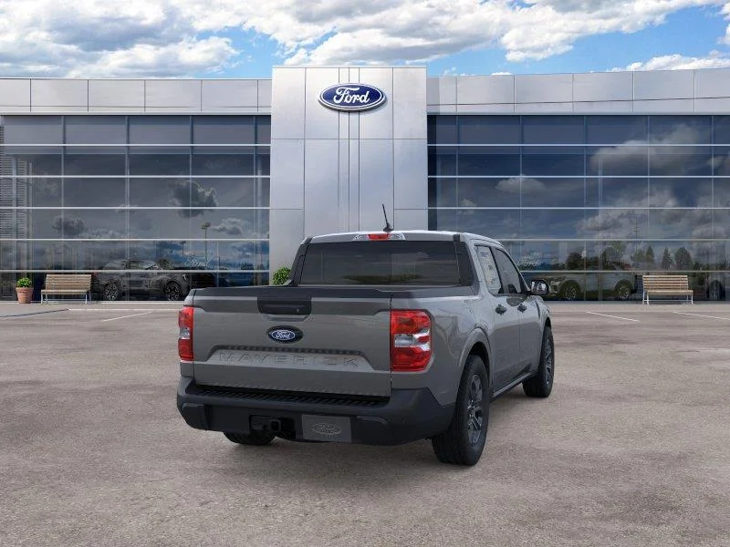New 2026 Carbonized Gray Metallic Ford XLT image 8