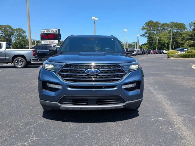 Used 2020 Blue Metallic Ford XLT image 8