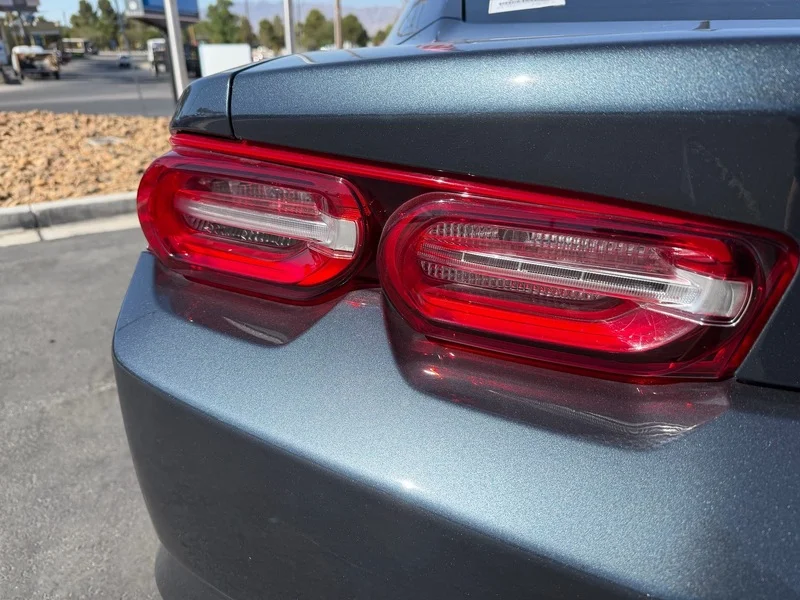 Used 2022 Shadow Gray Metallic Chevrolet LT1 image 22