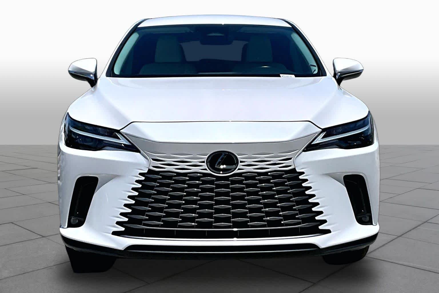 Used 2023 Eminent White Pearl Lexus  image 5