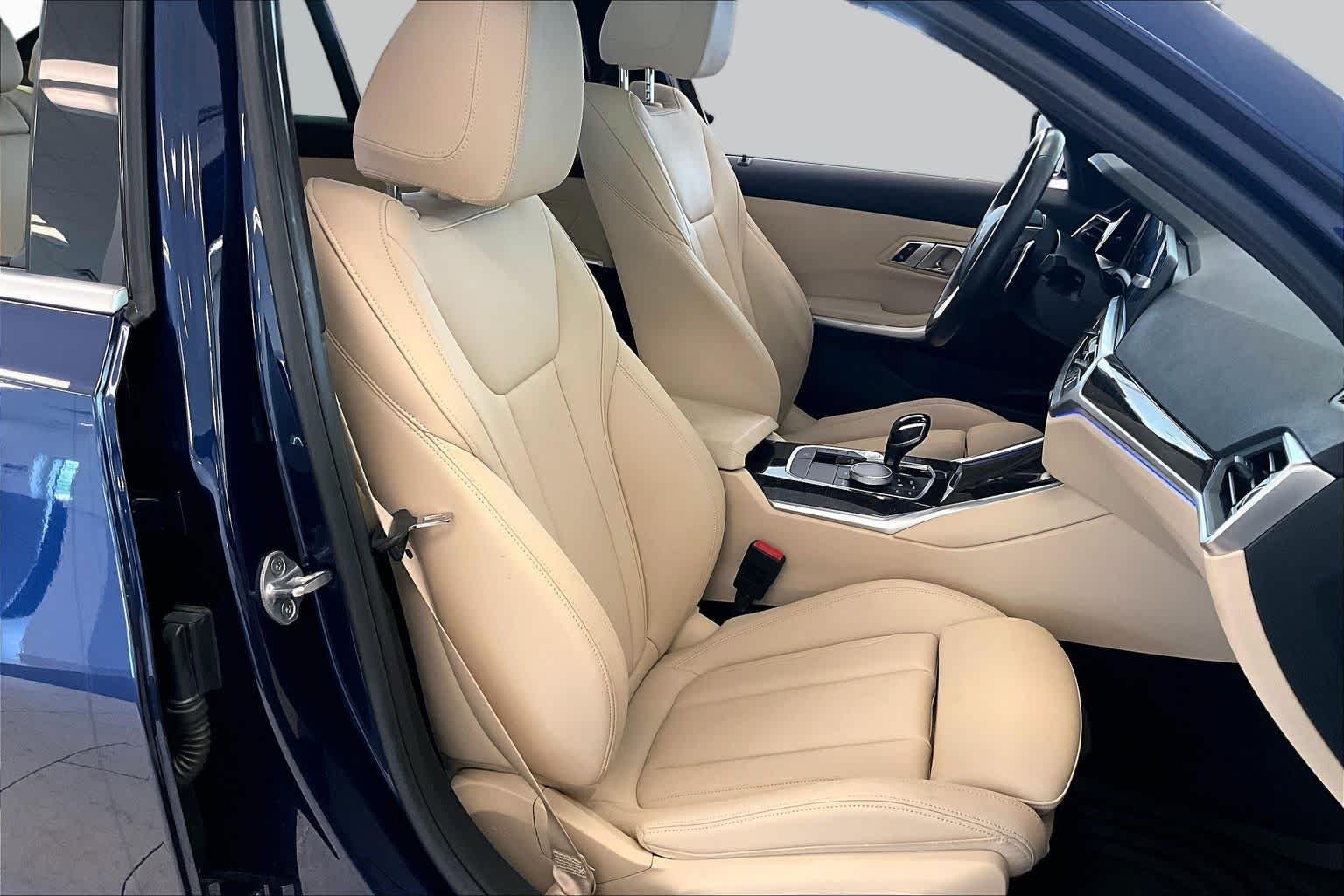 Used 2020 Mediterranean Blue Metallic BMW 330i image 8