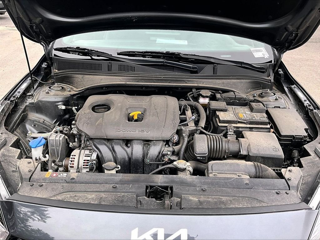 Used 2023 Gravity Gray Kia GT-Line image 34